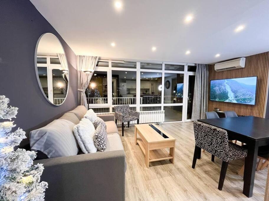 Casco Antiguo, Balcon Vistas, 10pax - 3parkings L By Bonesvacances Apartamento Andorra la Vieja